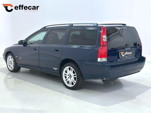 VOLVO V70 2.4i turbo 20V cat AWD T Optima