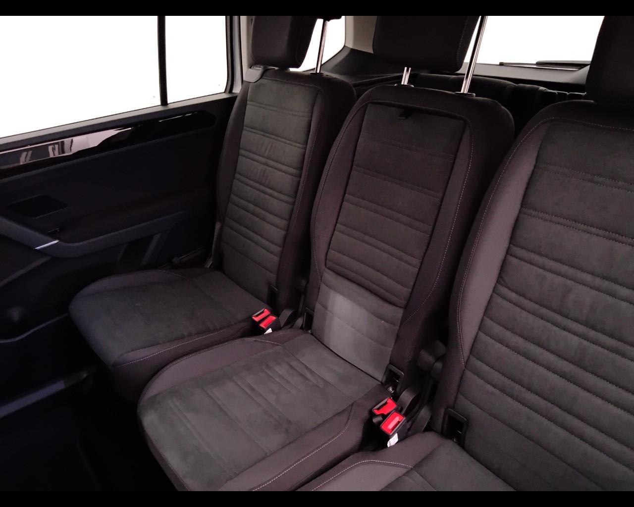 VOLKSWAGEN Touran III 2015 - Touran 2.0 tdi Executive dsg