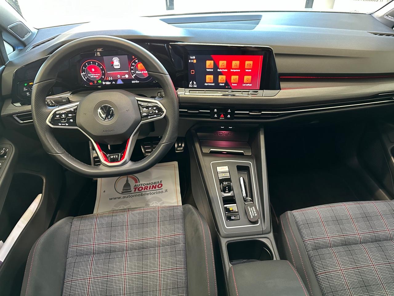 Volkswagen Golf GTI Golf 2.0 TSI GTI DSG PERFORMANCE