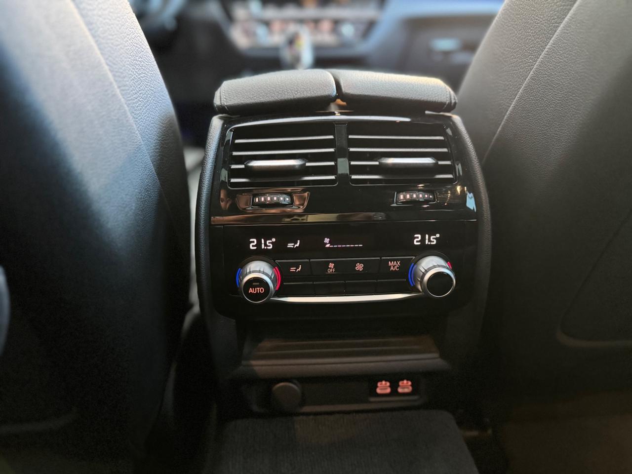 Bmw 520d xDrive Luxury TETTO LASER ACC