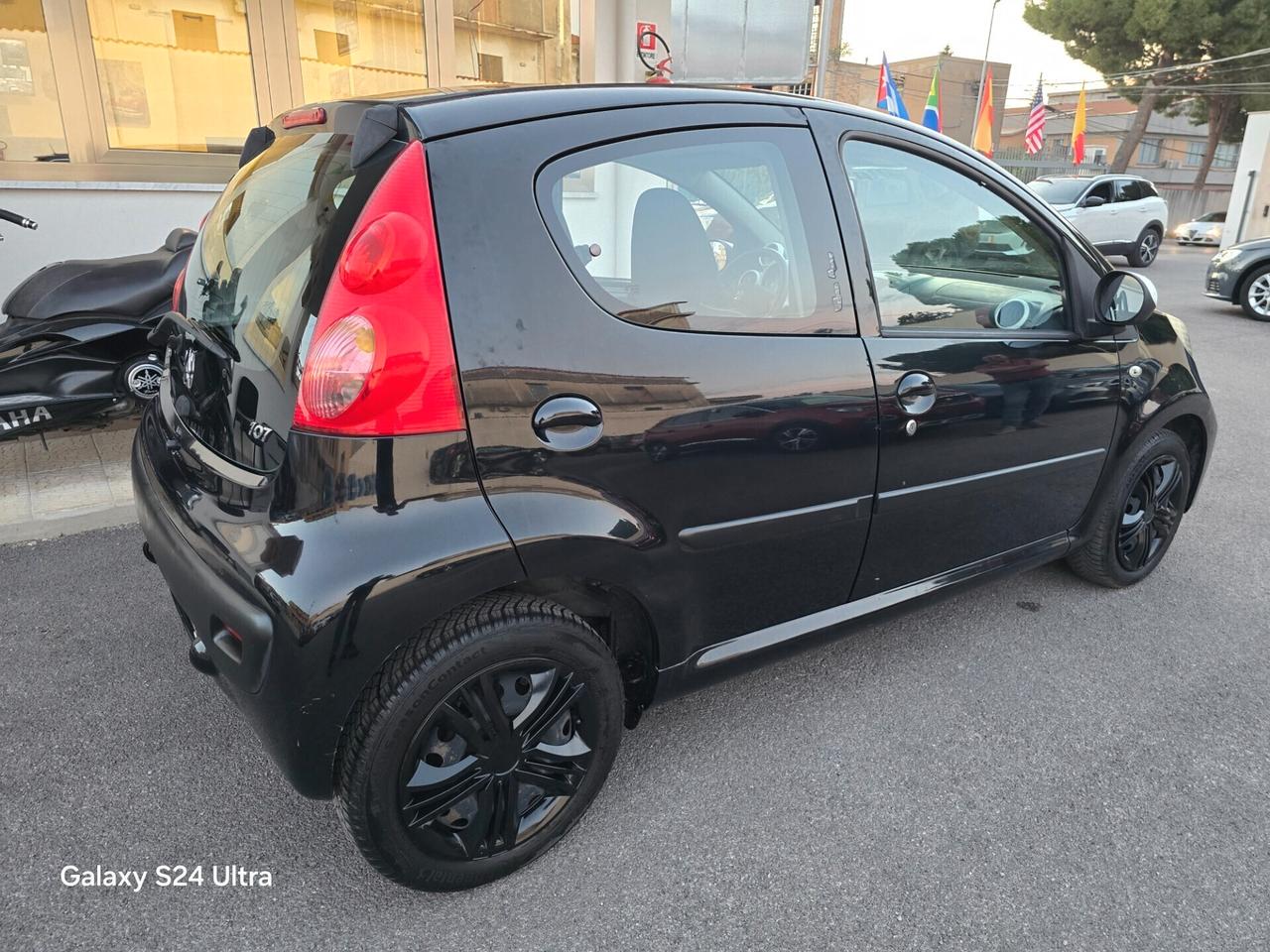 Peugeot 107 1.0 68CV 5p. Urban Move