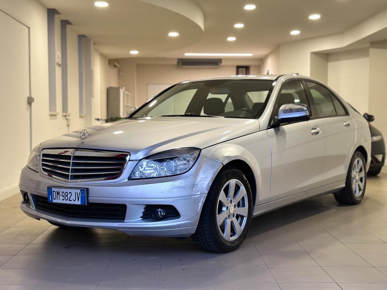 Mercedes-benz C 220 CDI UNIPROPRIETARIO Avantgarde