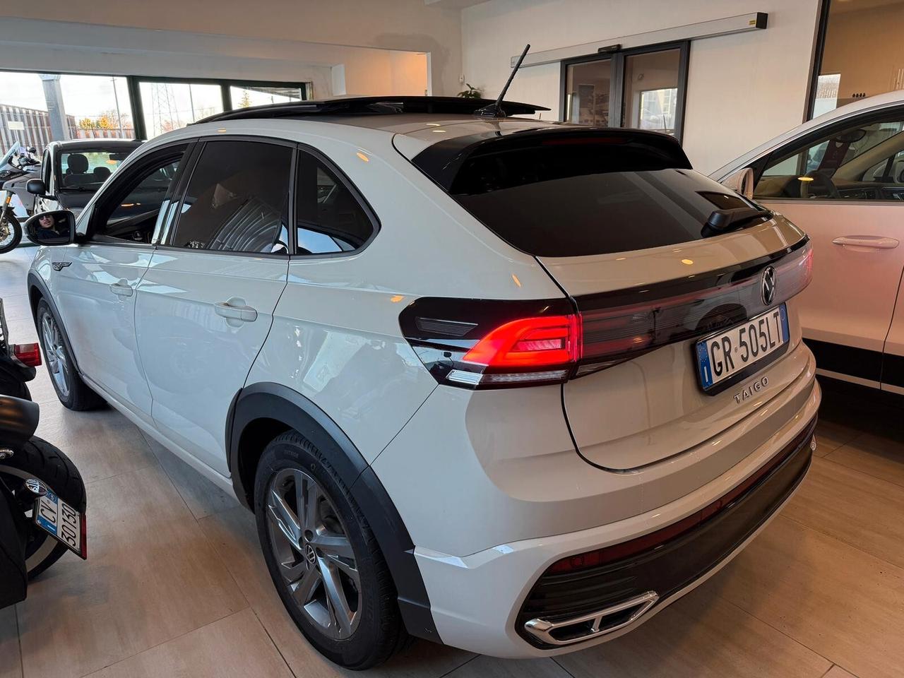 Volkswagen Taigo 1.0 TSI 110 CV DSG R-Line