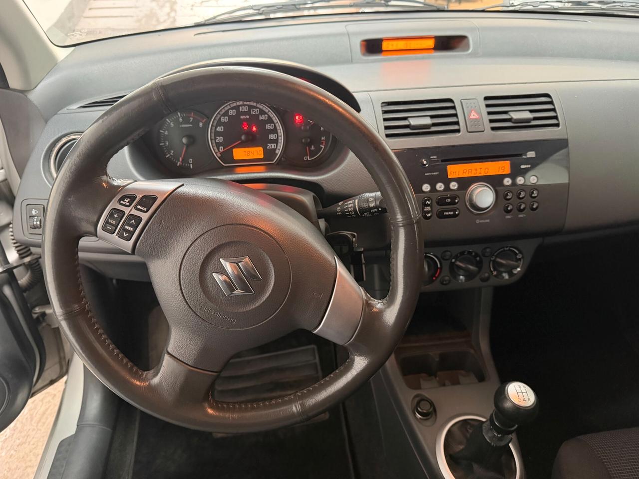 Suzuki Swift 1.3 4x4 5p. GL