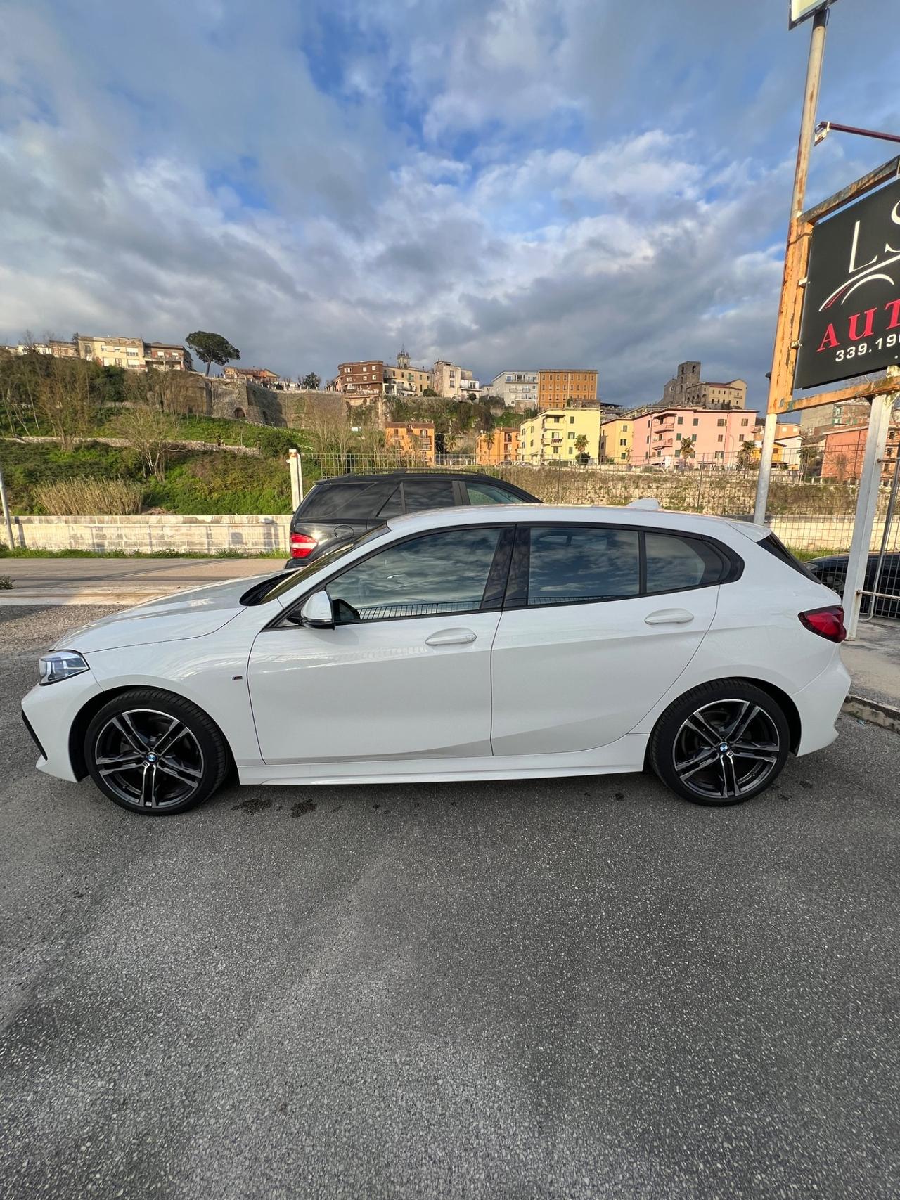 Bmw 116 116d 5p. Msport
