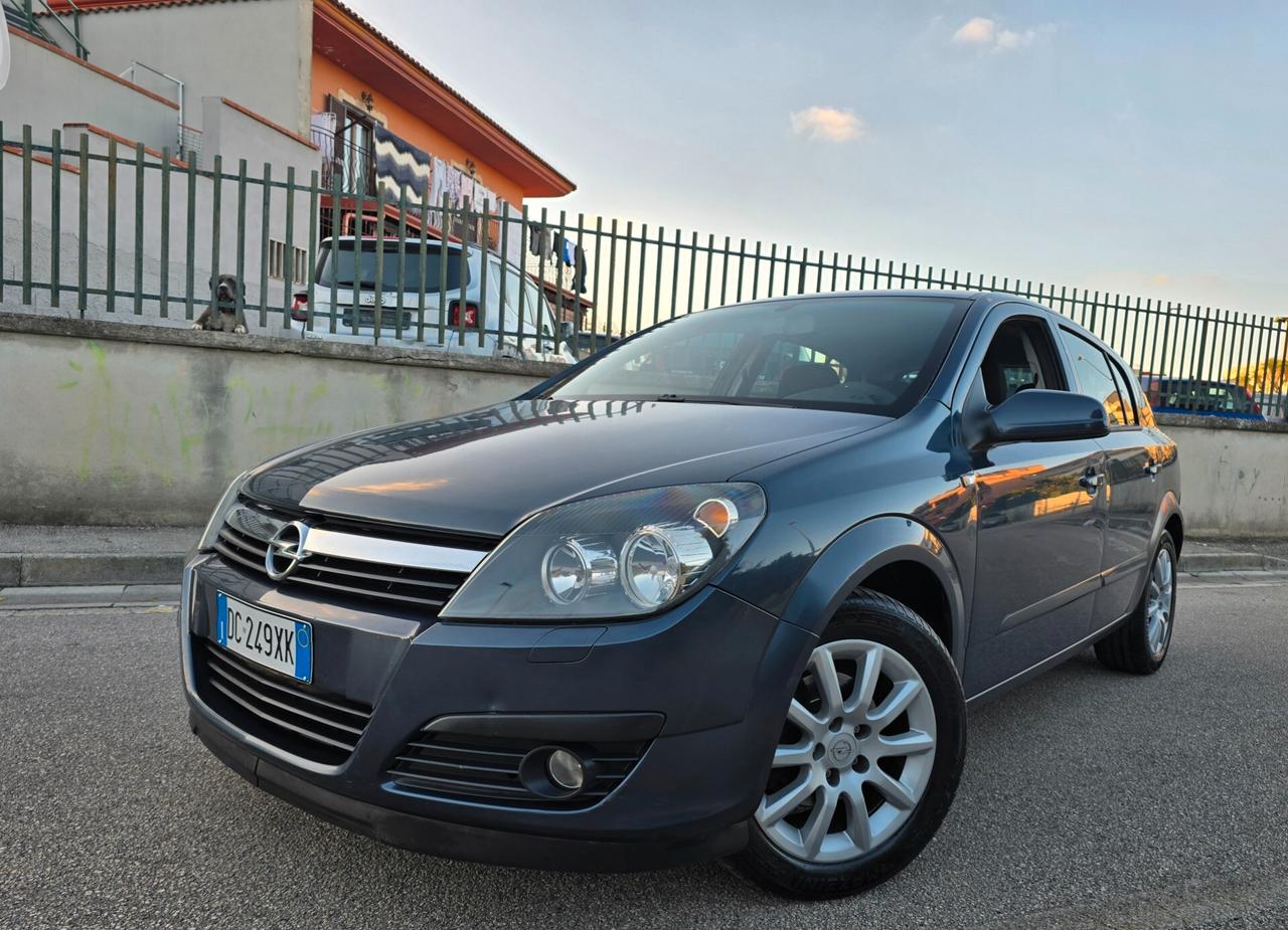 OPEL ASTRA COSMO 1.3 M-JET 5 PORTE PERFETTA