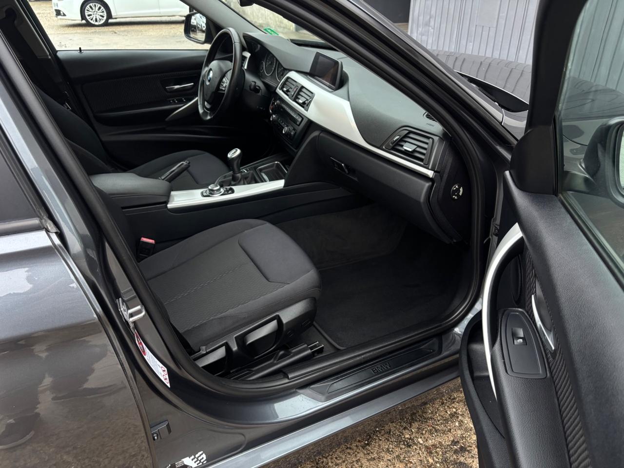 BMW 320d 2.0D 163cv . Garanzia 12 mesi