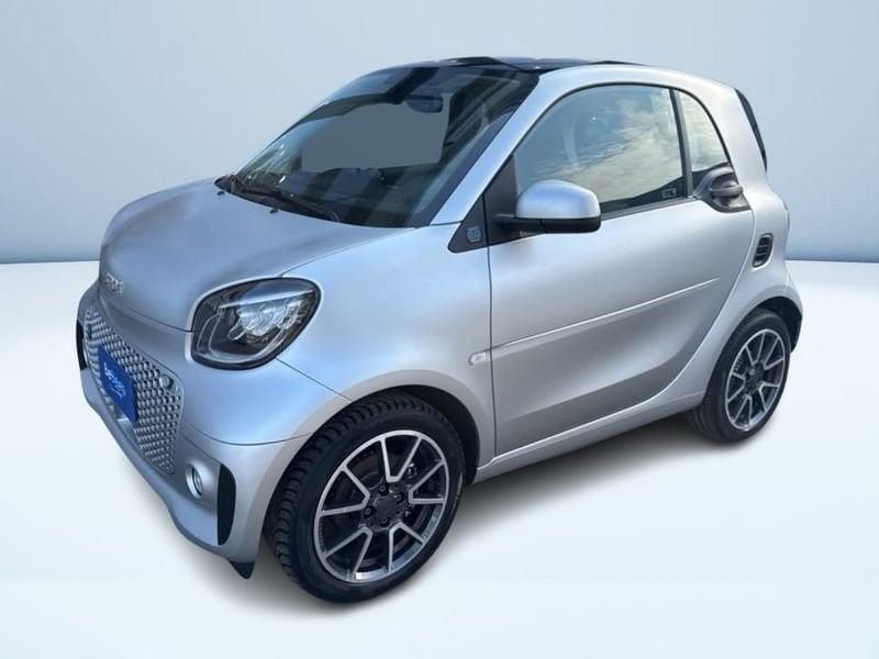smart fortwo EQ MATTRUNNER 22KW