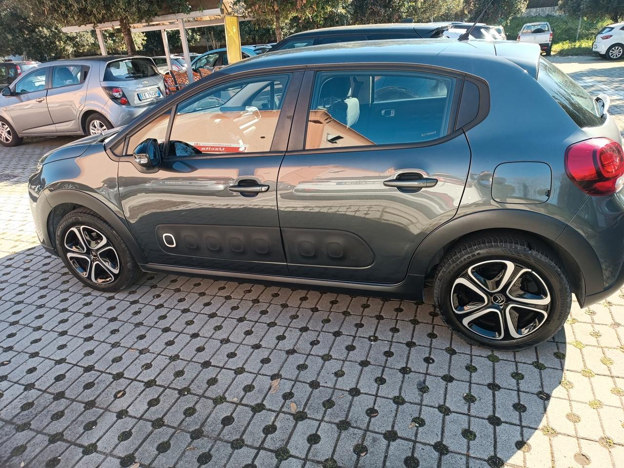 Citroen C3 PureTech 82 GPL Feel