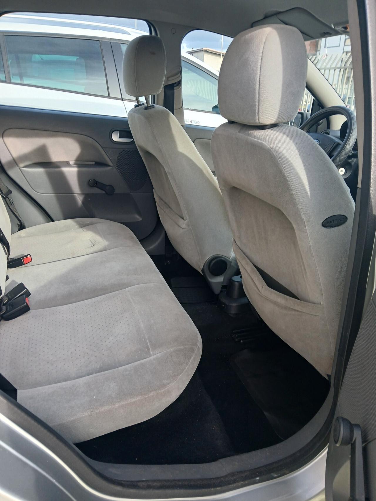 FORD Fiesta 1.400 Benzina 80cv 5porte Km122.000