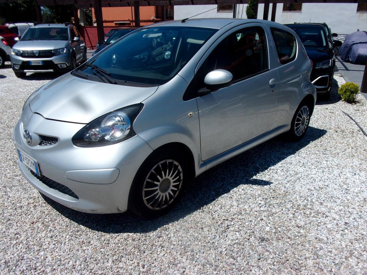 Toyota Aygo 1.0 12V VVT-i 3 porte Sol