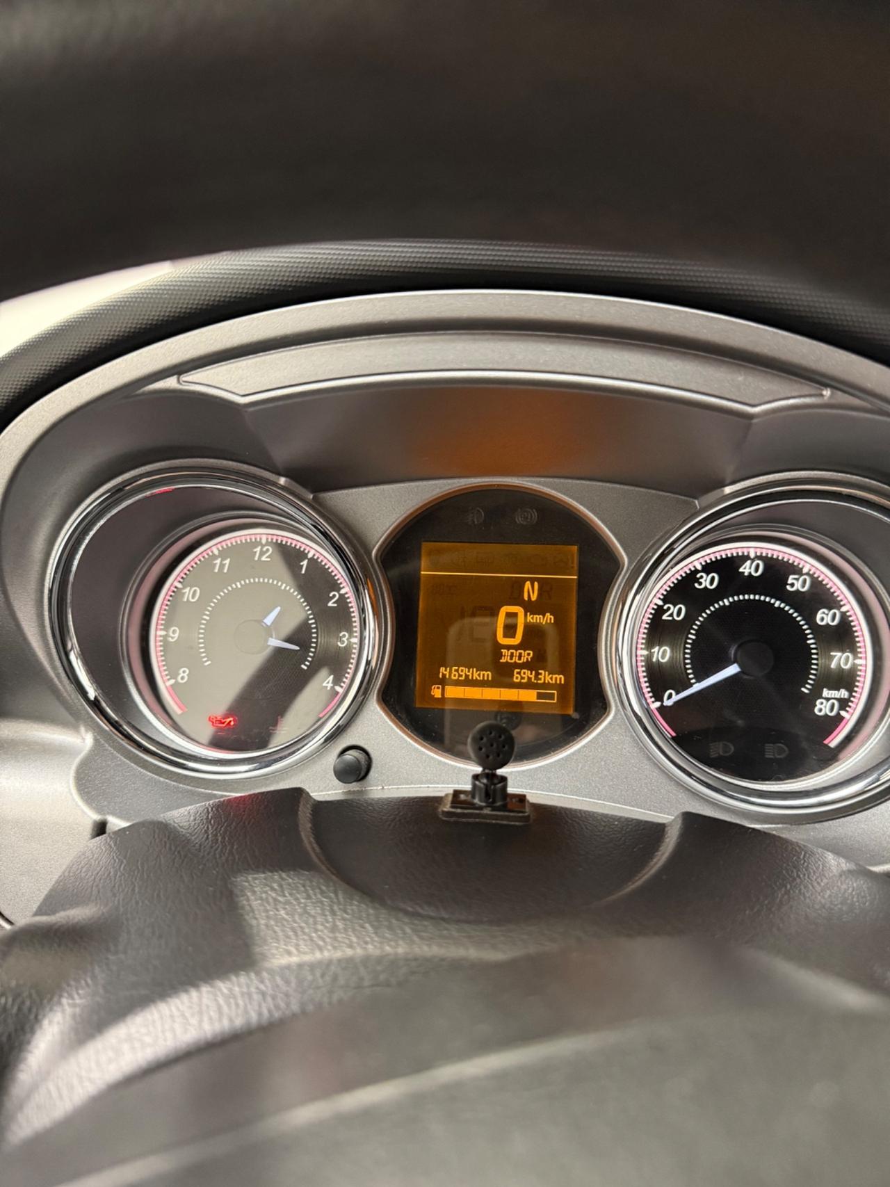 Ligier JS JS50 DCI Revolution Elegance Ice