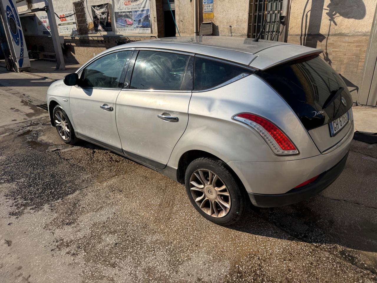 Lancia Delta 1.6 MJT DPF Gold