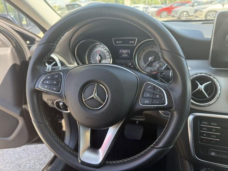 Mercedes-Benz GLA 200 d Automatic 4MATIC Sport