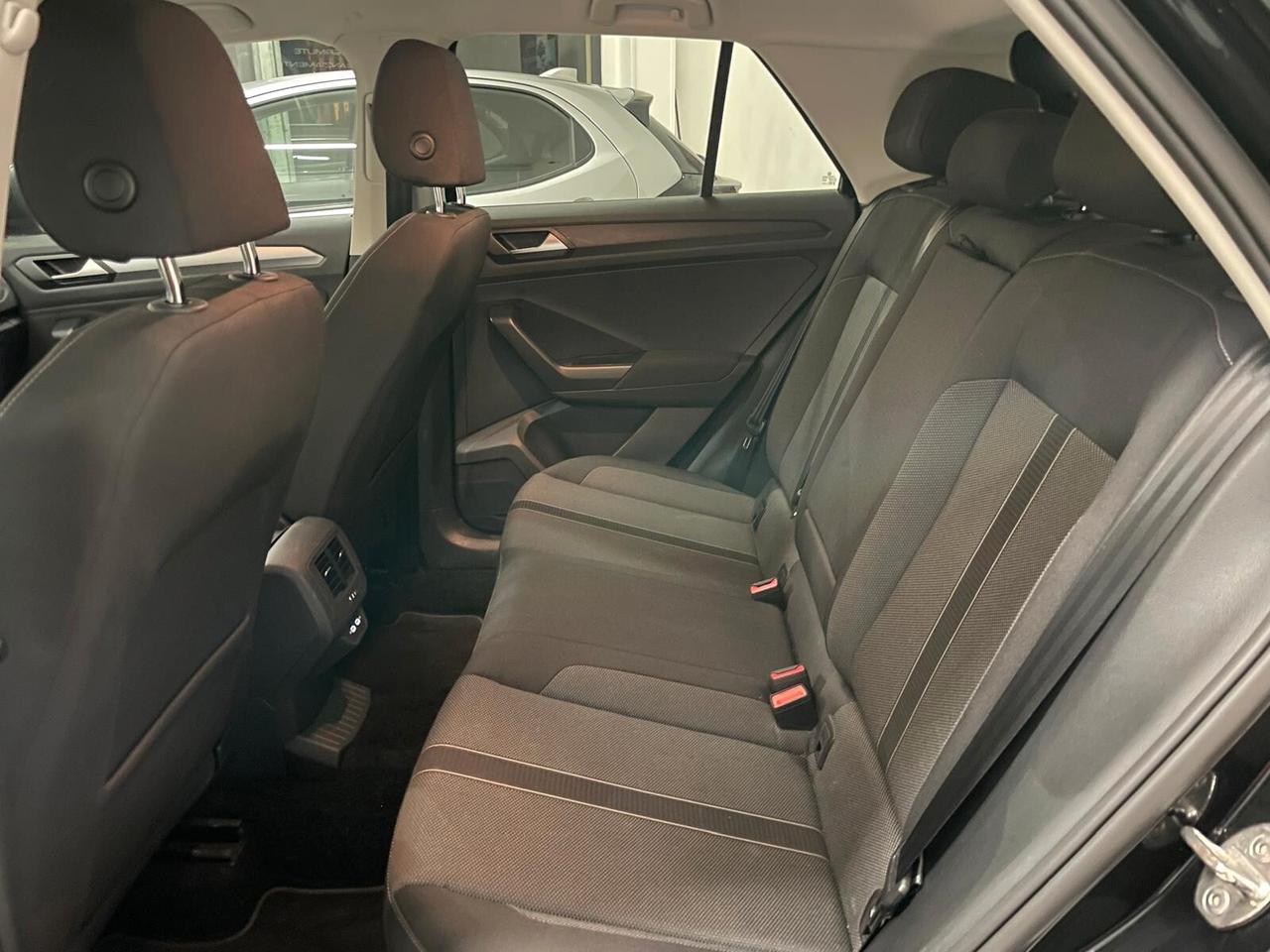 Volkswagen T-Roc 1.0 TSI 115cv Sport