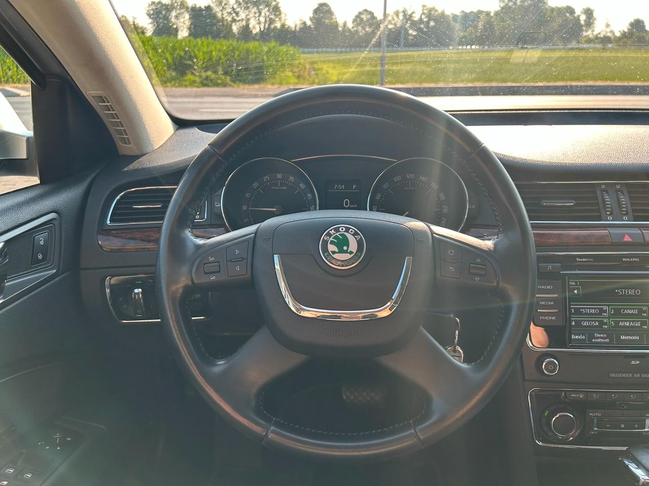 SKODA SUPERB WAGON 2.0 TDI 170CV DSG Elegance