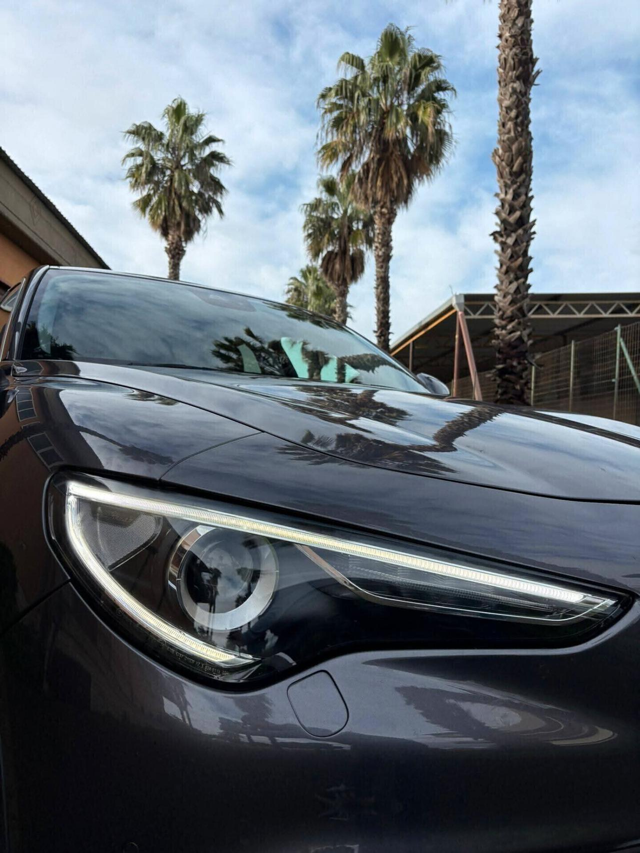 Alfa Romeo Stelvio 2.2 Turbodiesel 210 CV AT8 Q4 Executive.-/