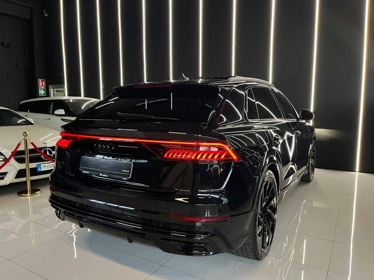 Audi Q8 50 TDI 286 CV quattro tiptronic S-Line TETTO FULL OPTIONAL IVA DEDUCIBILE
