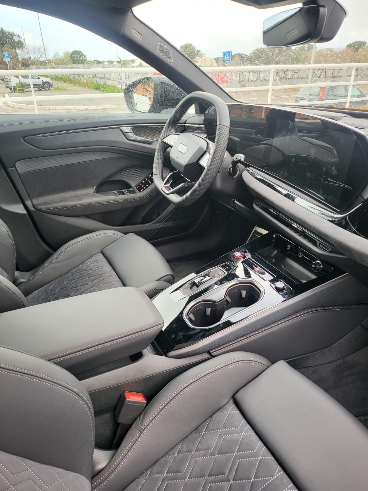 Audi A6 Avant TDI 150 kW S tronic quattro Ed. one Grigio Daytona