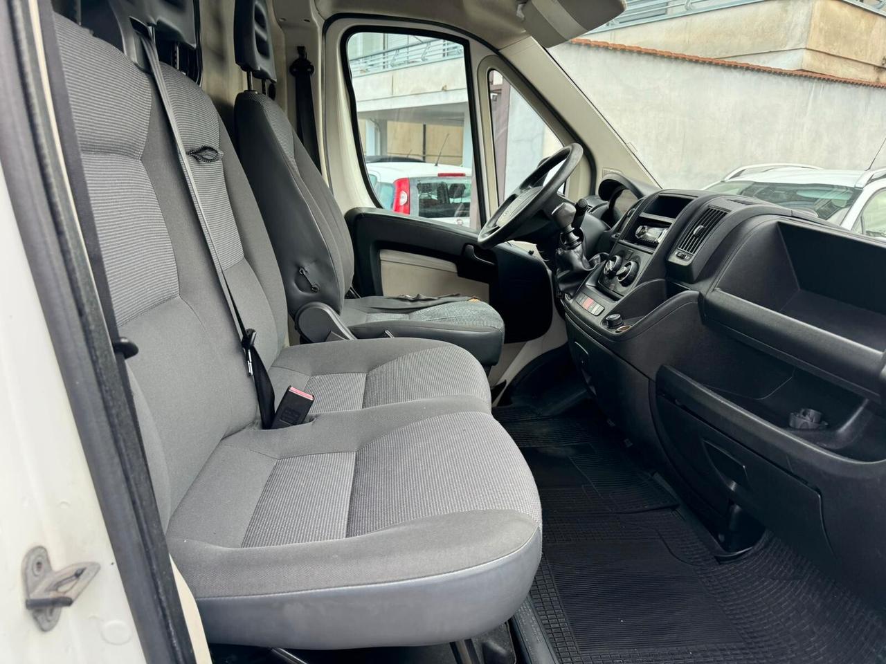 PEUGEOT BOXER L1H1 FRIGO+PRESA STRADA