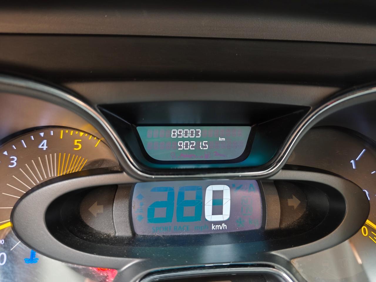 Renault Captur 1.5 dCi KM 88000 CERTIFICATI