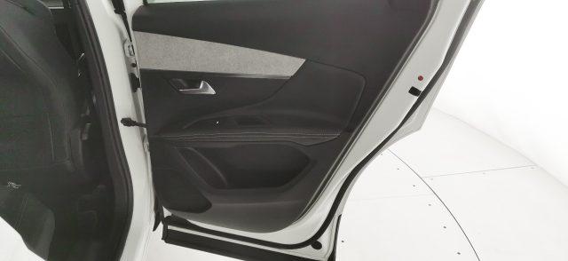 PEUGEOT 3008 BlueHDi 180 S&S EAT8 GT