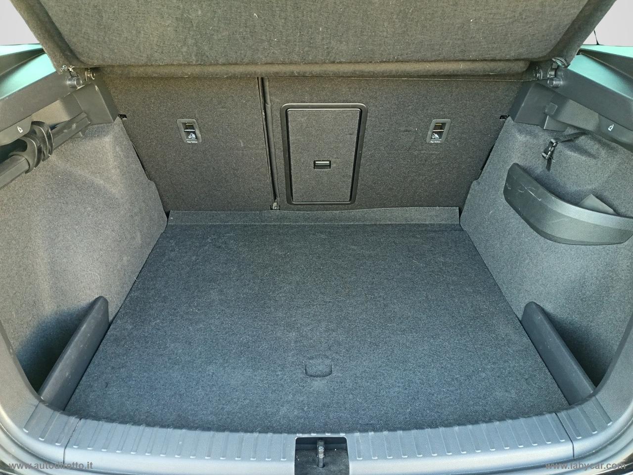 SKODA Karoq 2.0 TDI EVO SCR 115 CV DSG Execut.