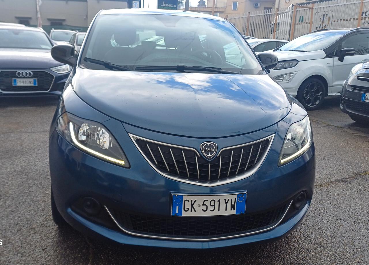 Lancia Ypsilon 1.0 FireFly 5 porte S&S Hybrid Gold