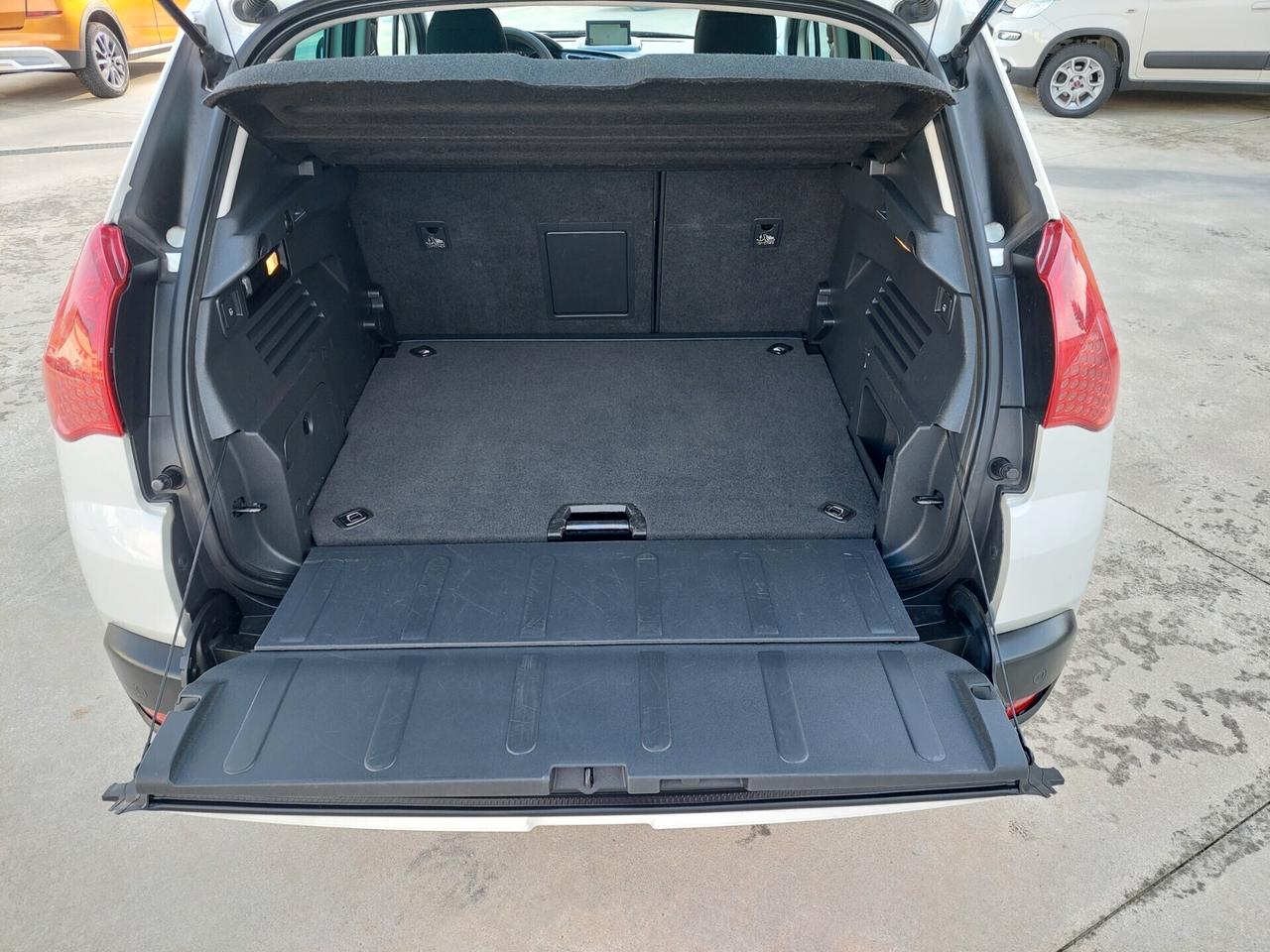 Peugeot 3008 1.6 HDi 110CV cambio robotizzato