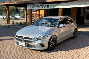 MERCEDES A 180 d Automatic Business