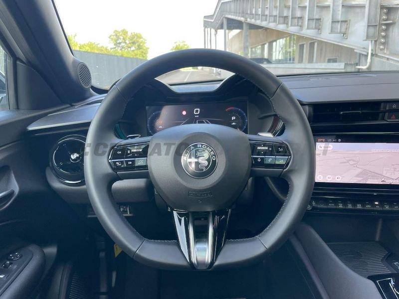 Alfa Romeo Junior Junior 1.2 ibrida Speciale 145cv edct6