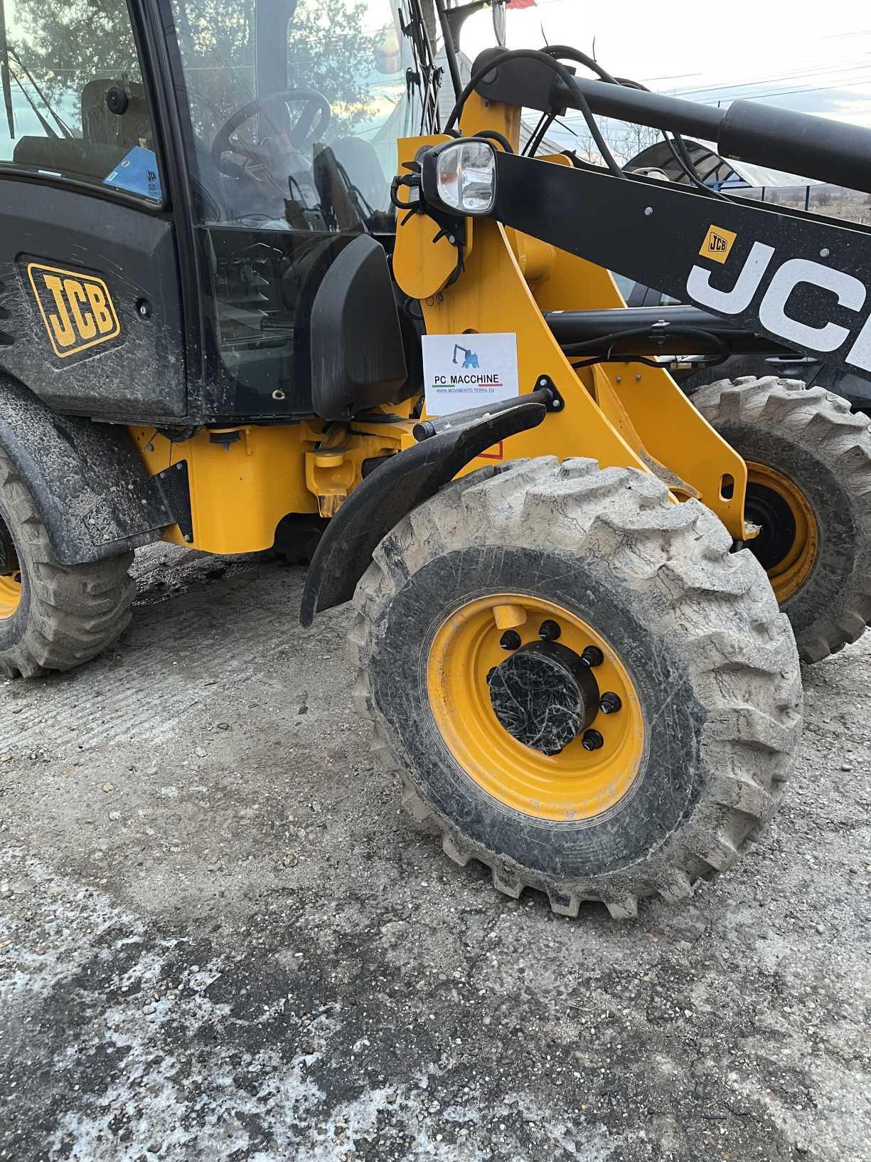 JCB 407 T4