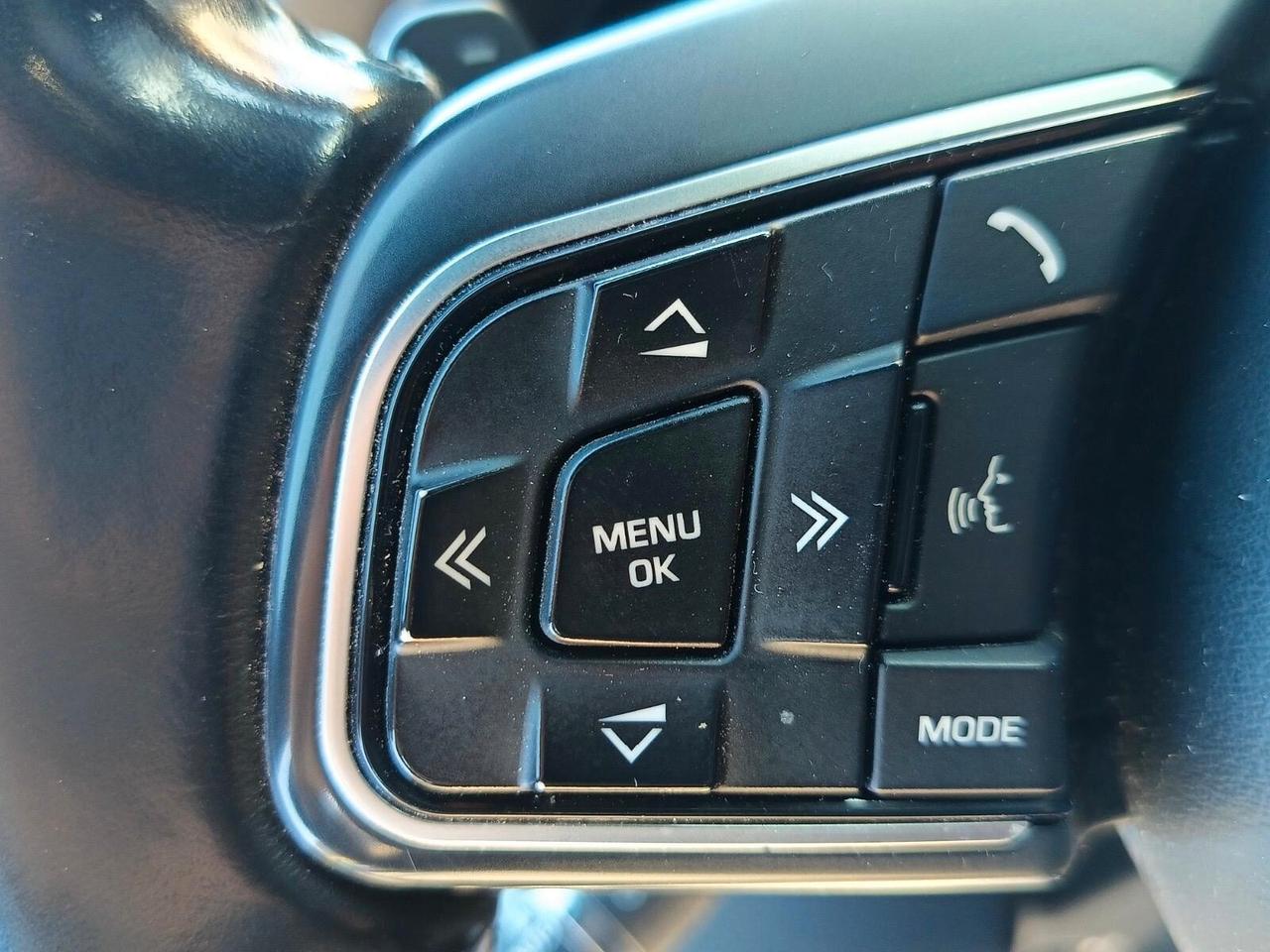 Jaguar F-Pace 2.0 D 180 CV AWD Portfolio