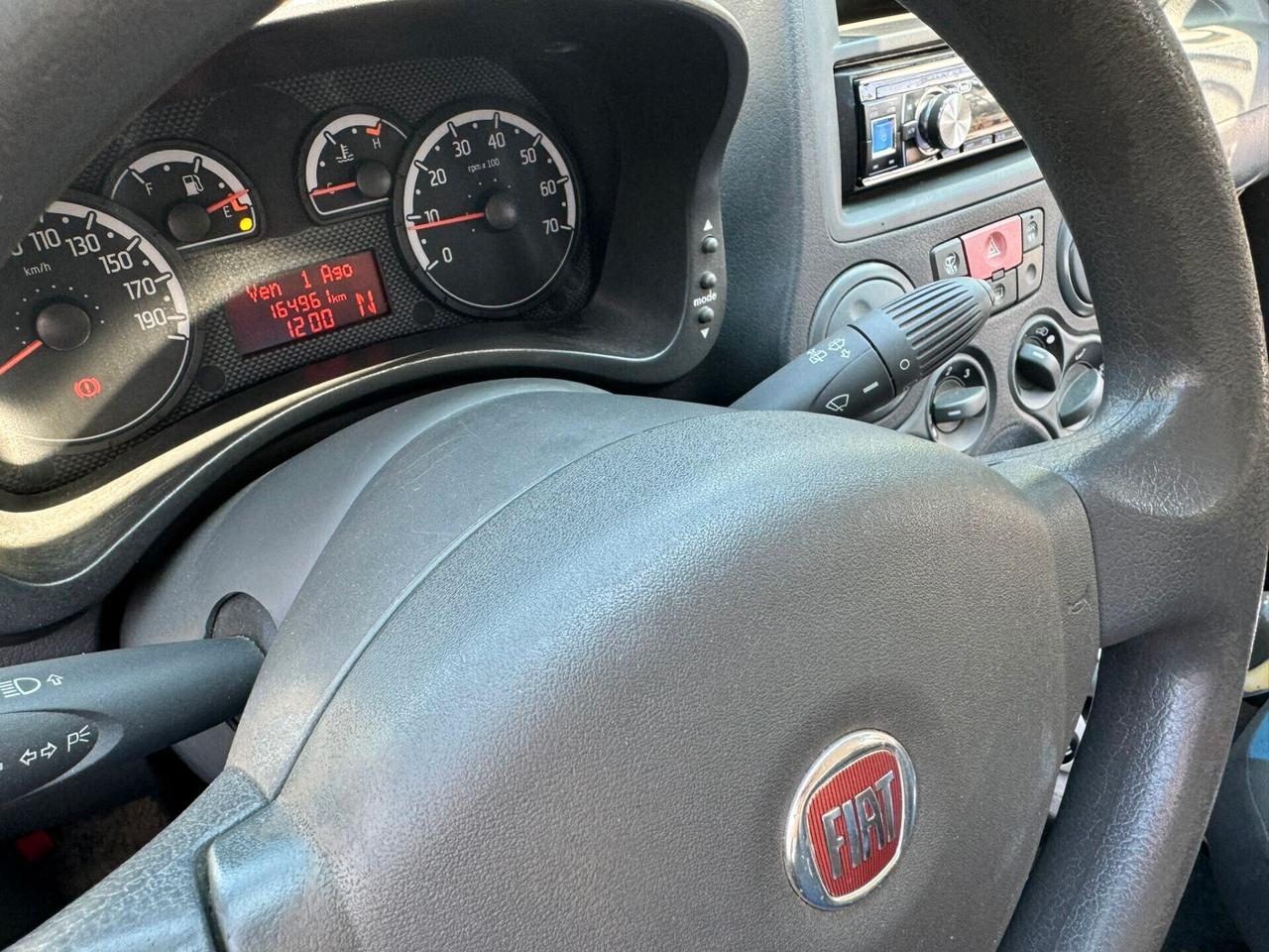 Fiat Panda 1.2 Dynamic Dualogic (AUTOMATICA)