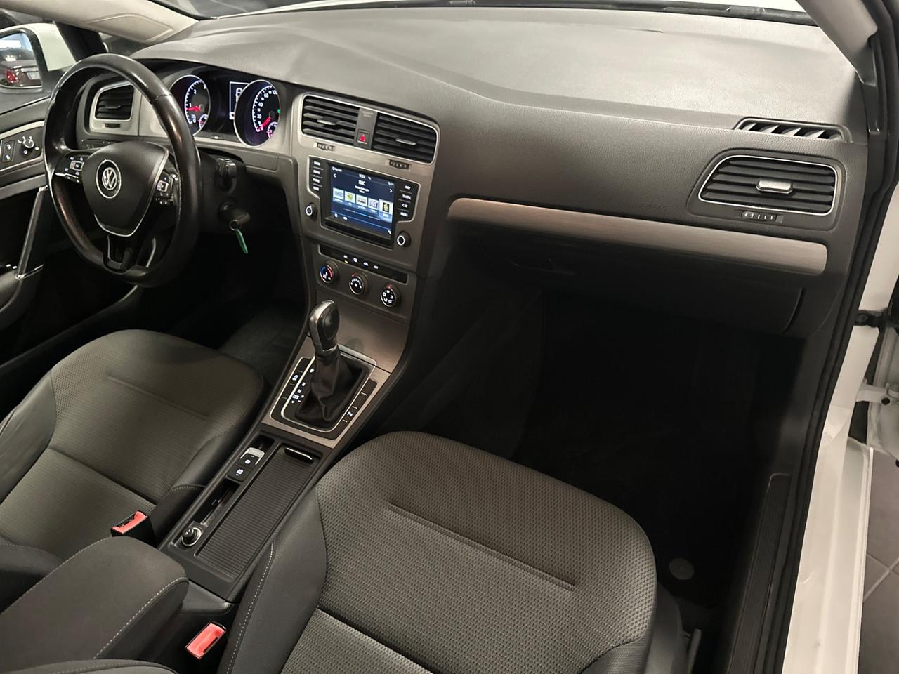 VOLKSWAGEN GOLF 7 1.6 TDI DSG 110CV PRONTA CONSEGNA