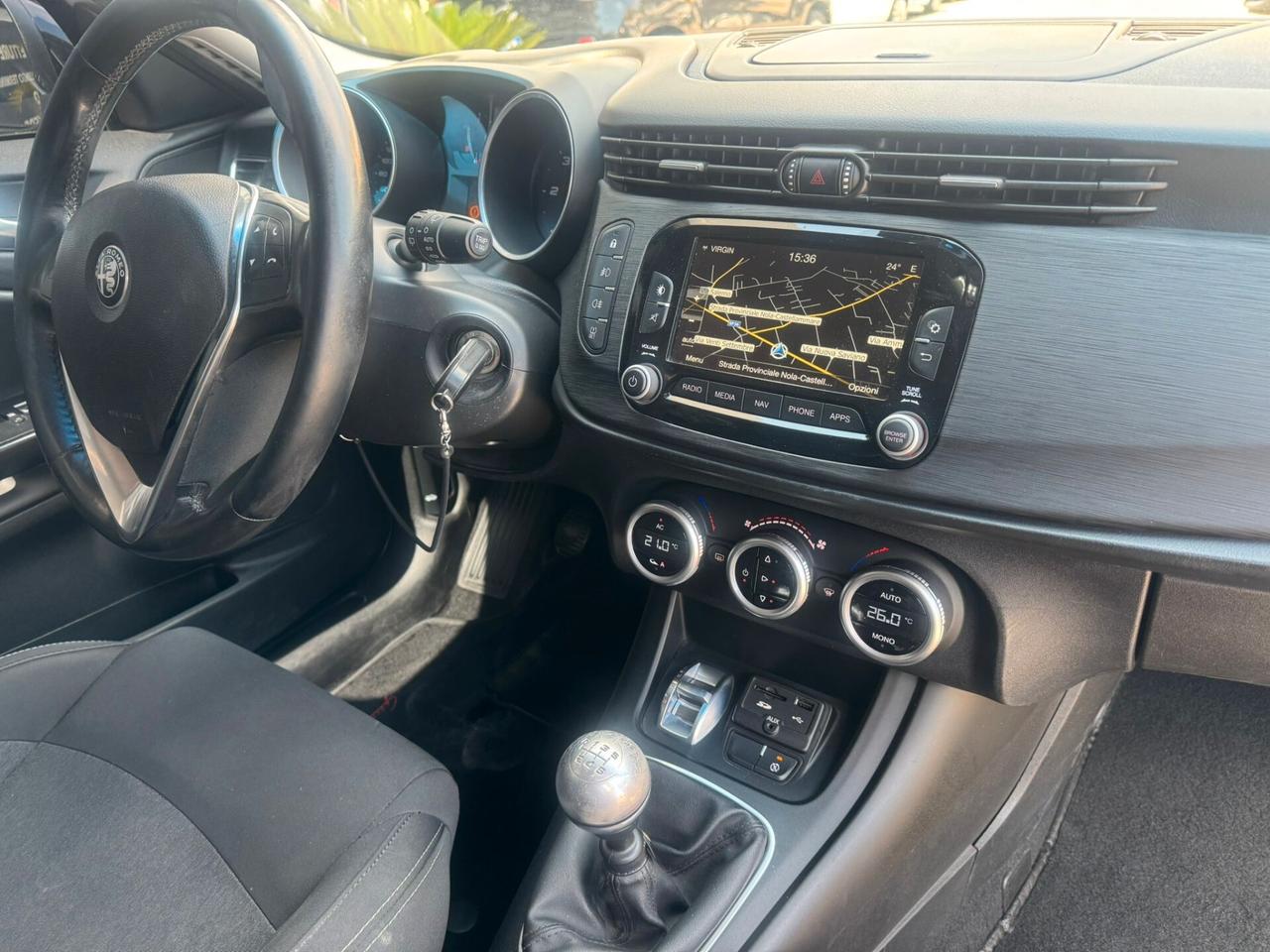 Alfa Romeo Giulietta 1.6 JTDm-2 120 CV NAVIGATORE Full
