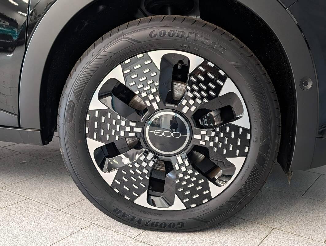 Fiat 600 1.2 hybrid La Prima 110cv auto