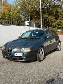 Alfa Romeo 147 1.9 JTD (115 CV) cat 5p. Distinctive