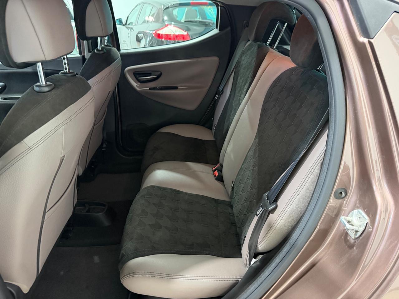 LANCIA YPSILON ELLE 2015 *EDIZIONE LIMITATA