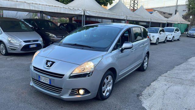 PEUGEOT 5008 1.6 HDi 112CV Business