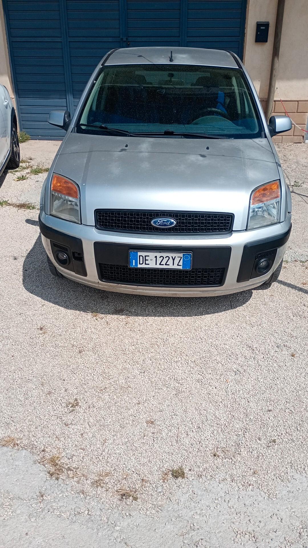 Ford Fusion 1.4 TDCi 5p. Leather