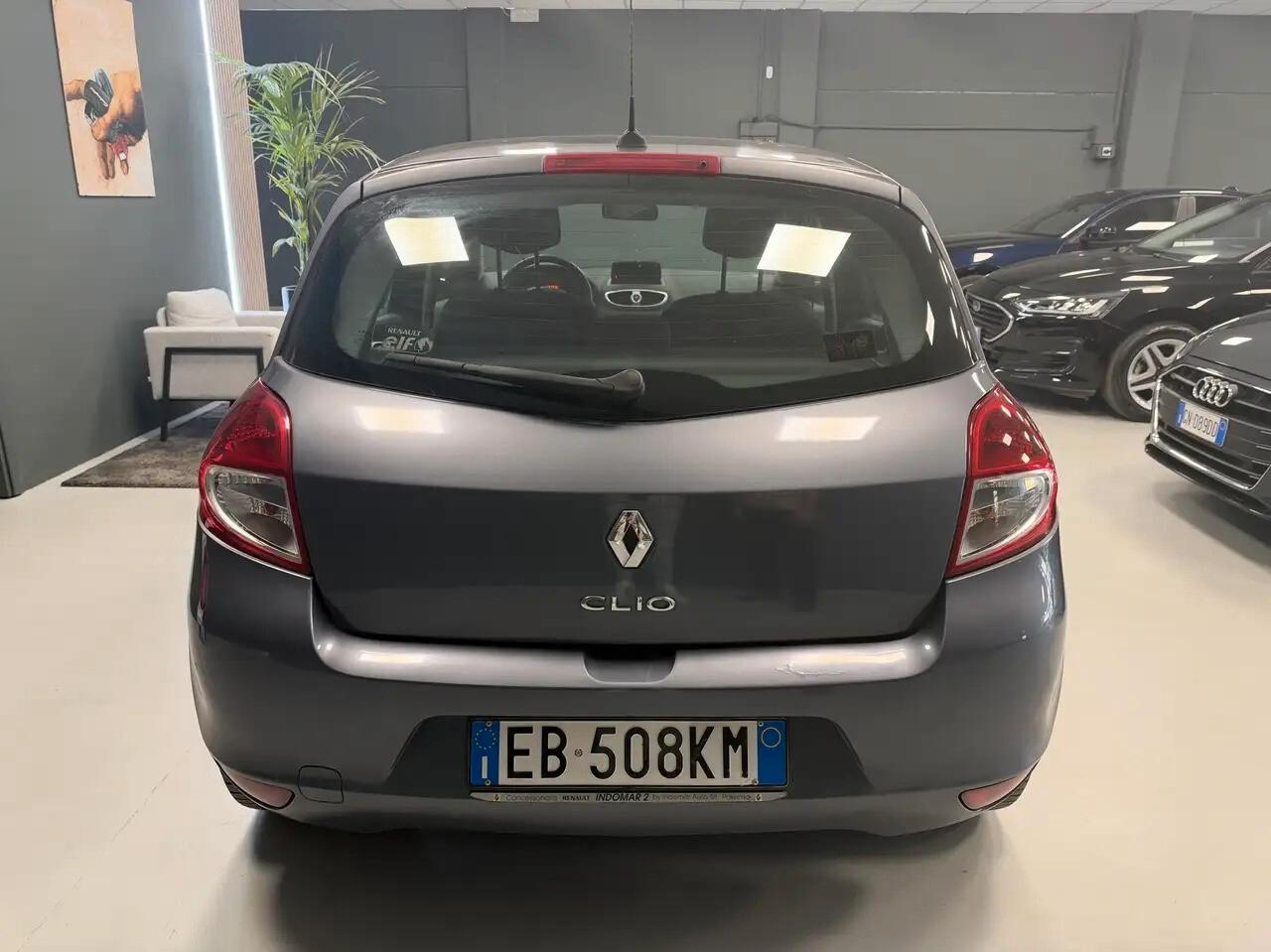 Renault Clio 1.2 16V 5 porte Luxe