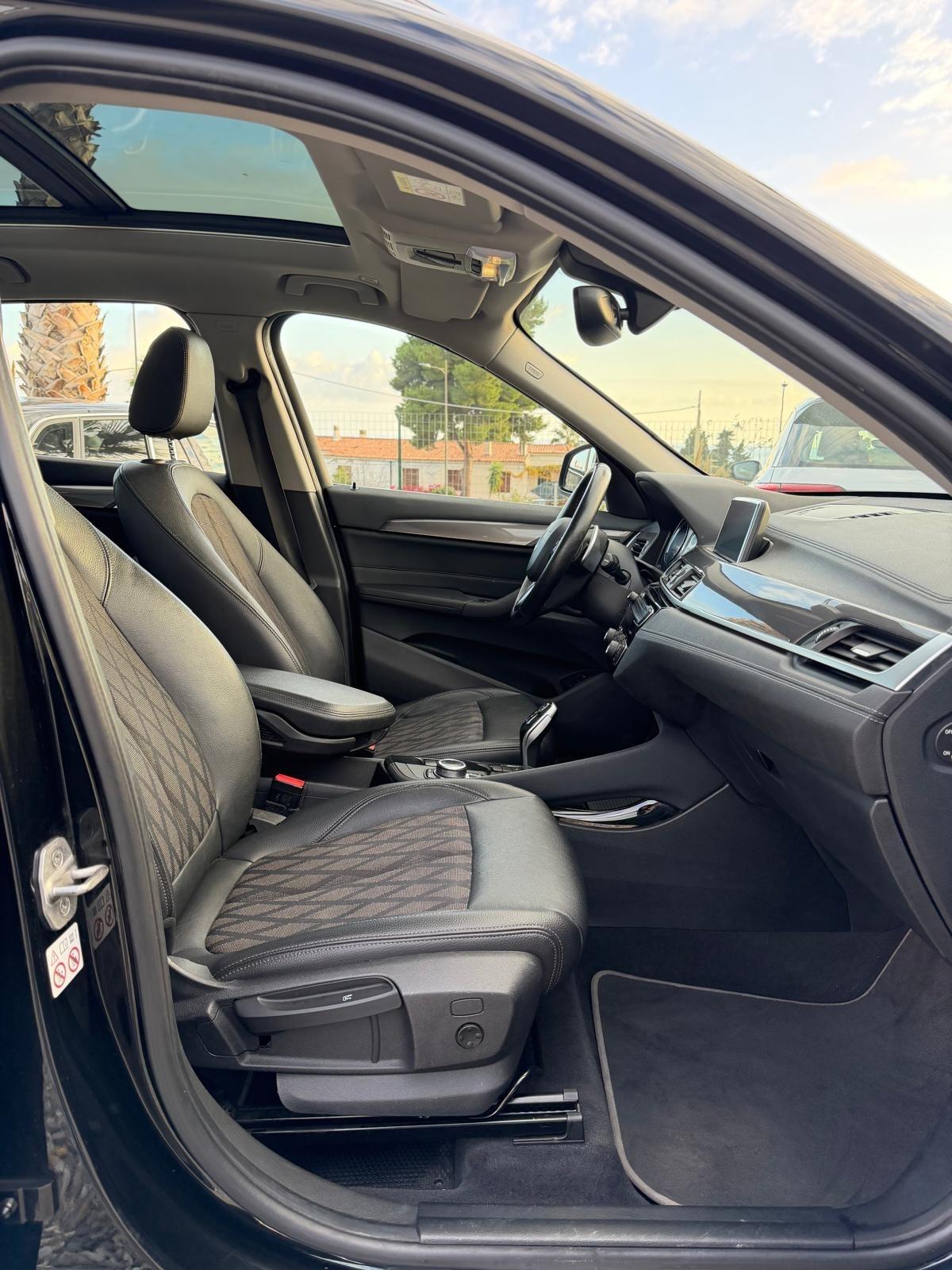Bmw X1 sDrive18d xLine tetto apribile
