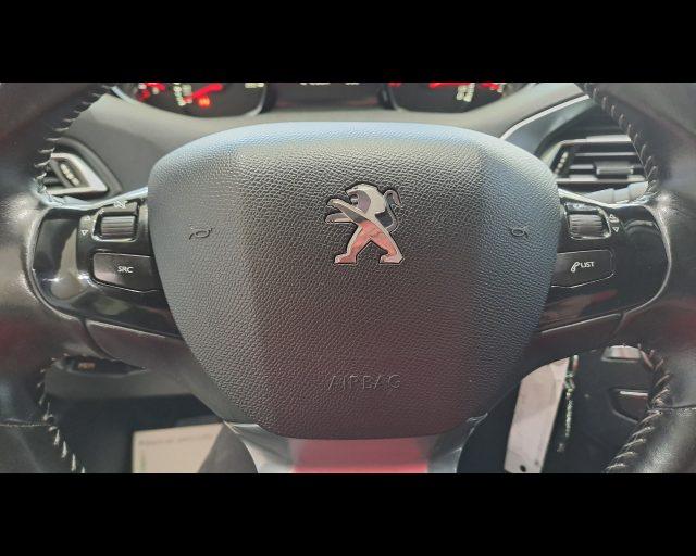 PEUGEOT 308 5p 1.2 puretech Allure s&s 130cv