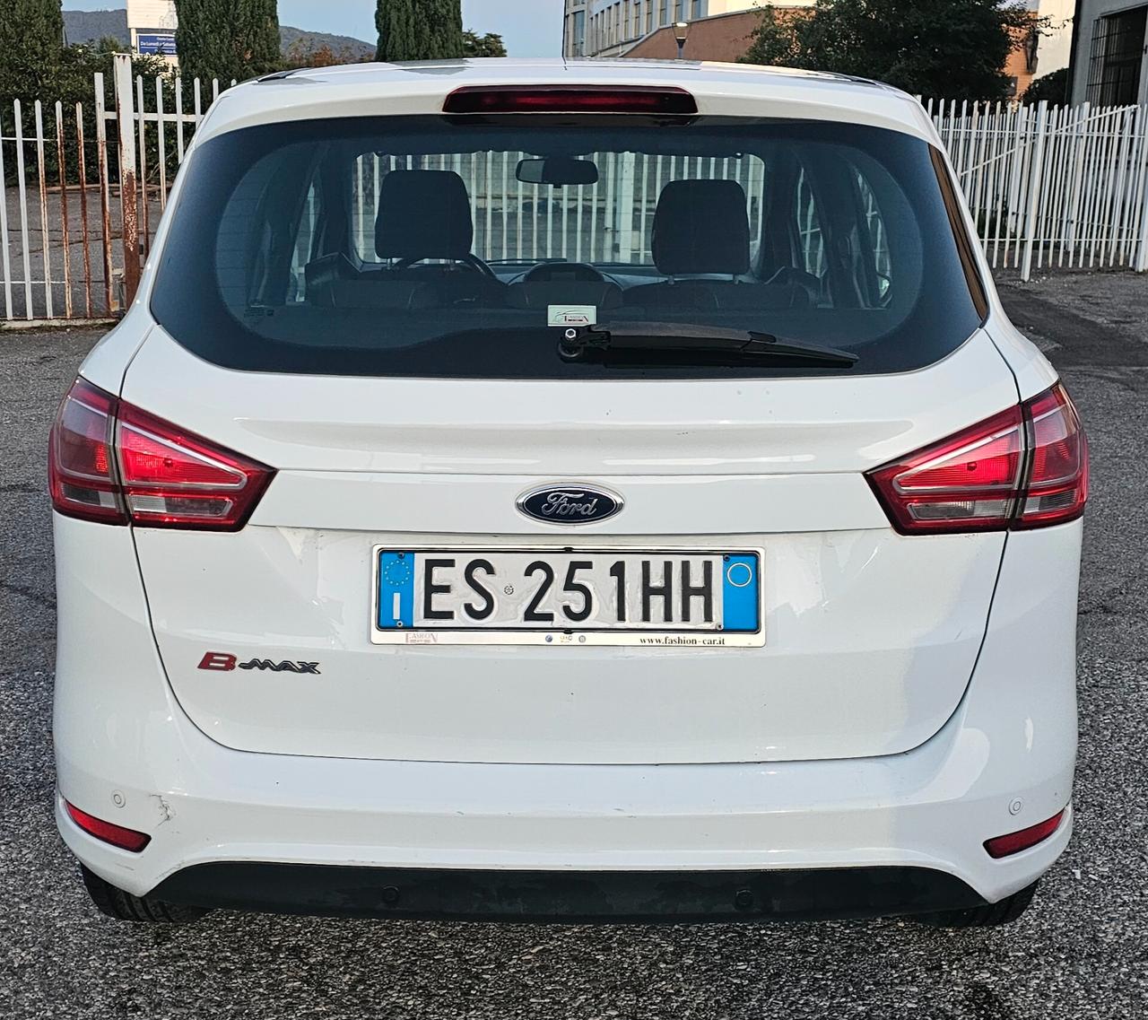 Ford B-Max 1.4 90 CV GPL GUIDABILE DA NEOPATENTATI