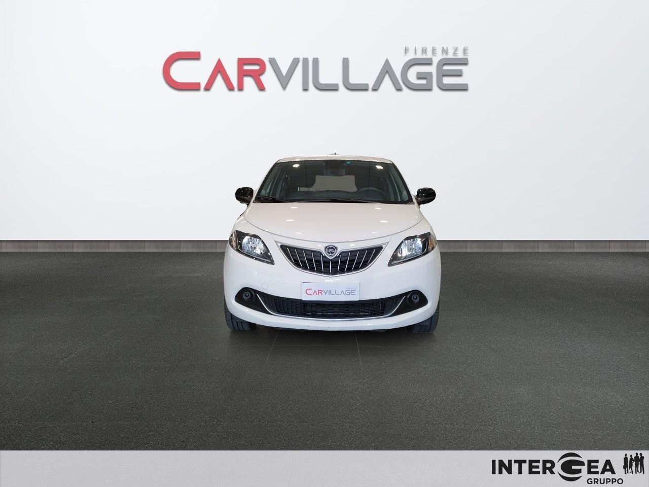 LANCIA Ypsilon 1.0 firefly hybrid Silver s&s 70cv