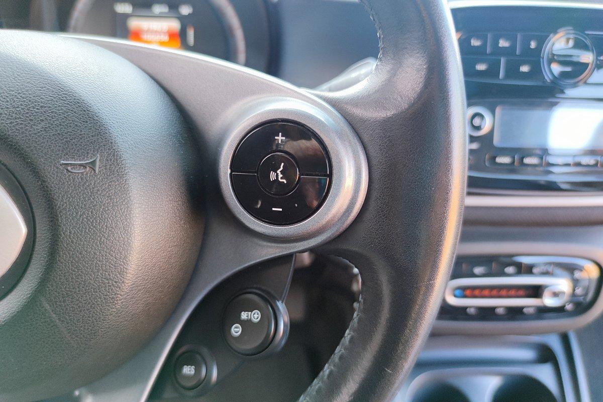 SMART fortwo 90 0.9 Turbo twinamic Radical