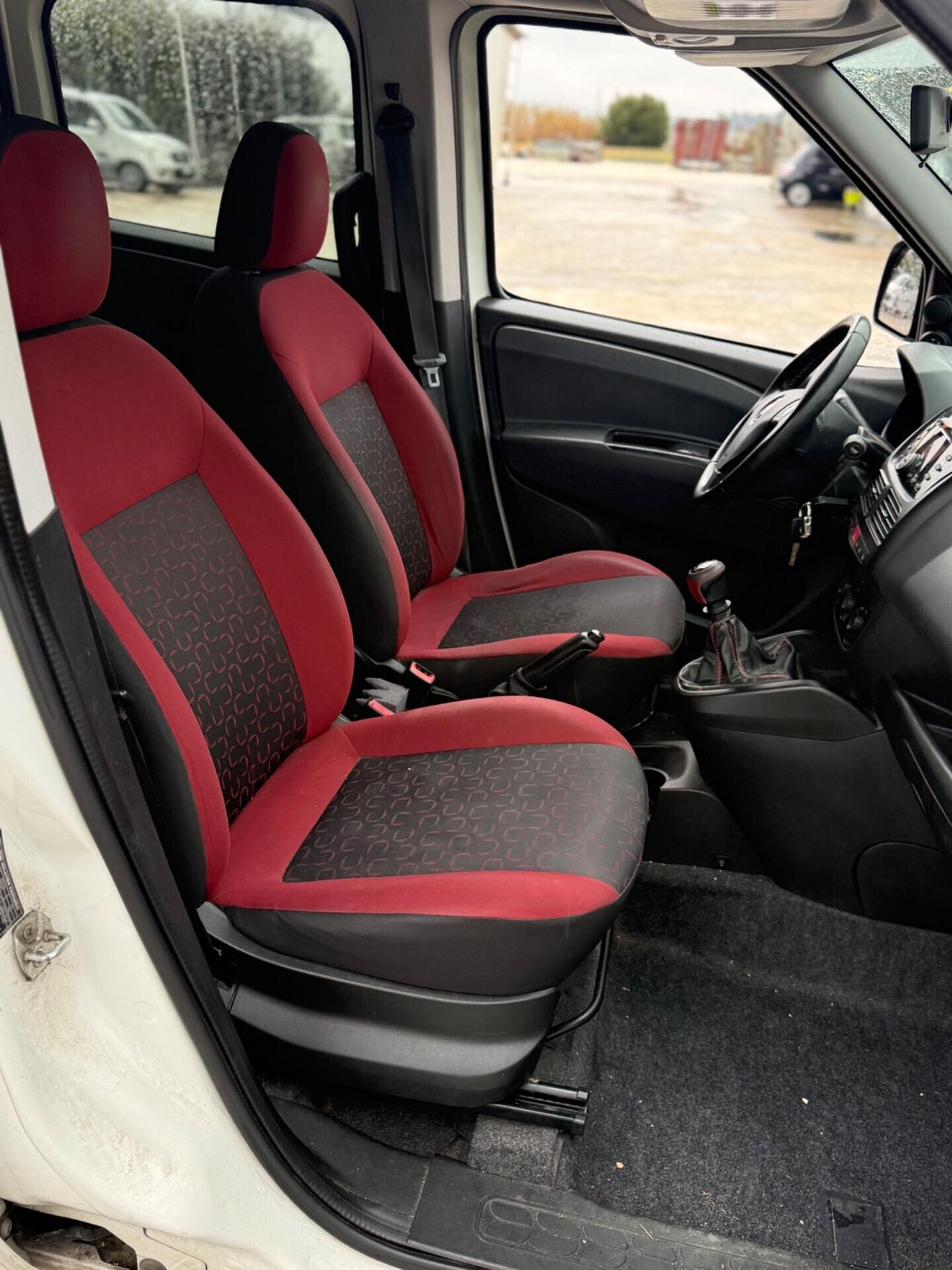 Fiat Doblo 7 posti 1.4 natural power 92mila KM