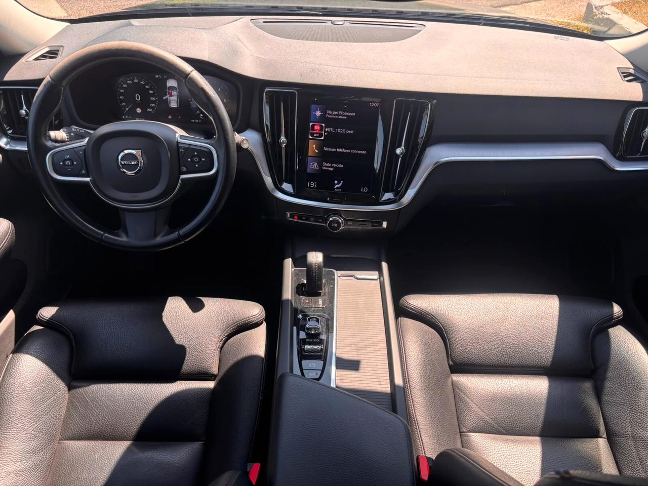 Volvo V60 B4 (d) Geartronic R-Design