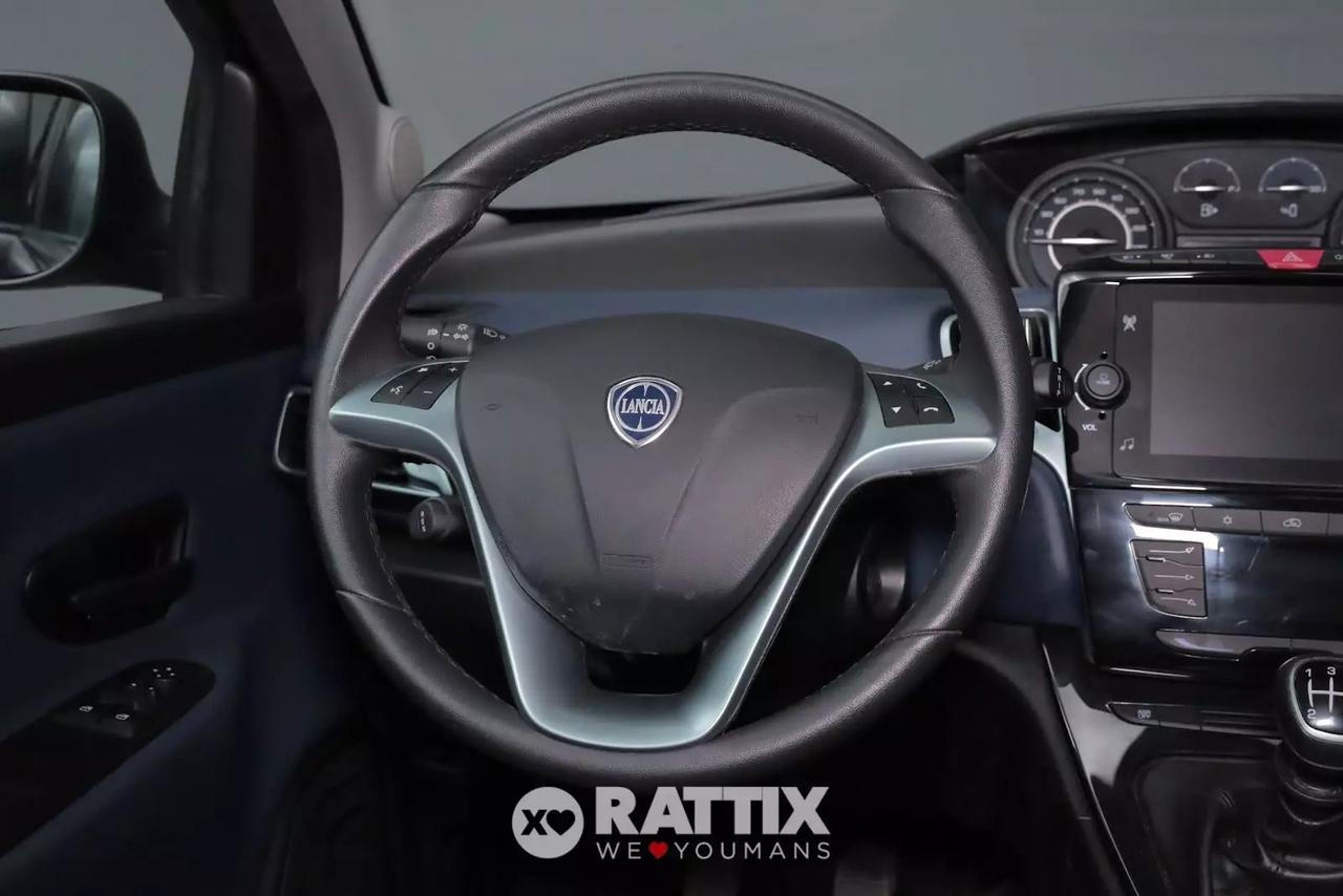 Lancia Ypsilon 1.0 Firefly Hybrid 70CV Platino